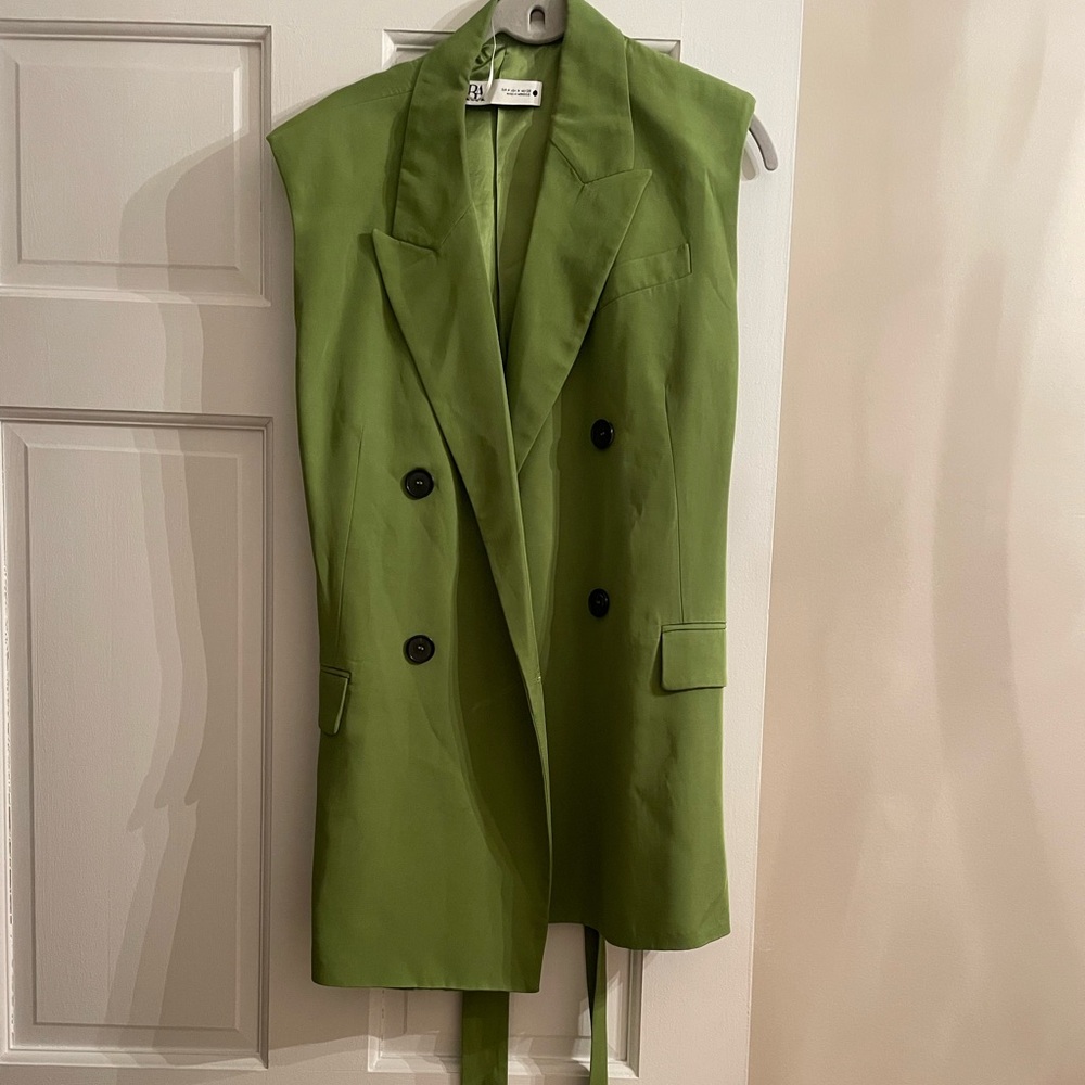 Zara Olive Green sleeveless vest